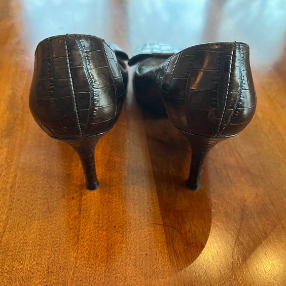 Stuart Weitzman open toed heel with bow - Picture 5 of 5